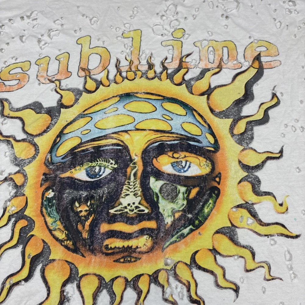 Sublime Distressed Long Beach Trippy Sun Face Vintage Style Short Sleeve Shirt - Picture 5 of 10